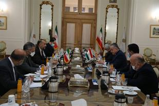 وزیر الخارجیة یستقبل نظیره الطاجیکی