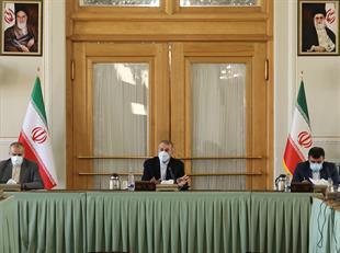 وزیر الخارجیة یترأس الاجتماع الثانی لـ "لجنة توفیر لقاح کورونا بوزارة الخارجیة"