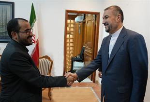 التقى کبیر مفاوضی حکومة الإنقاذ الوطنی الیمنیة