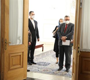 سفیر فنلندا الجدید یلتقی وزیر الخارجیة